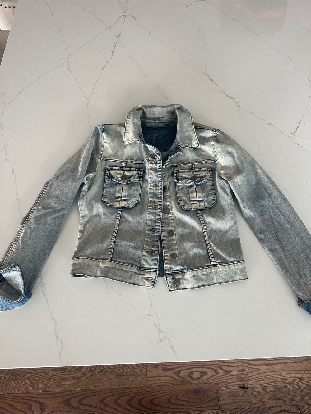 Kut from the Kloth Women’s Light Blue Washed Denim Jacket